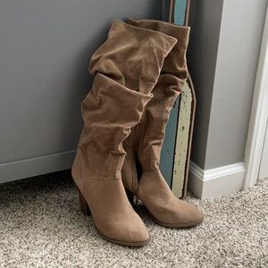 Heeled boots